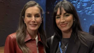 Reina Letizia y Noemismisma protagonizan charla viral sobre autismo